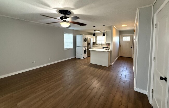 Photo - 2213 Spence Cir Unit 2