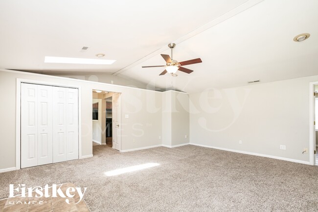 Photo - 3312 S Parker Ave