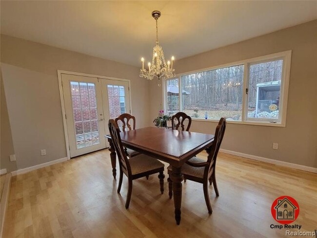 Photo - 18311 Norwich Rd