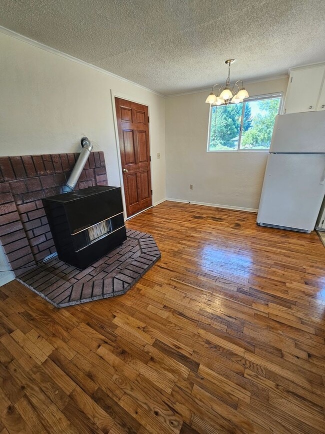 Photo - Charming Home on Quiet, Dead-End Street