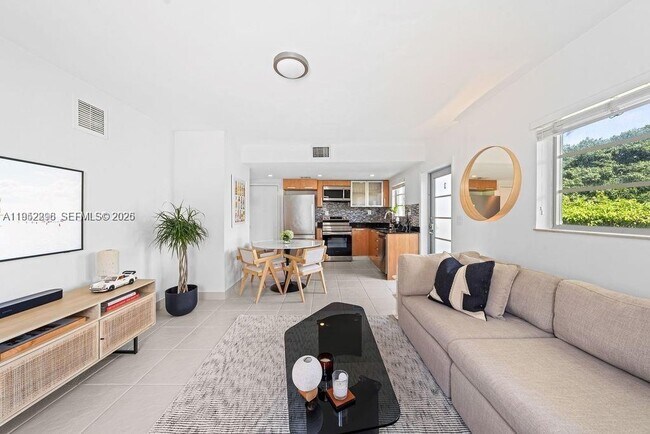 Photo - 1050 7th St Unidad 1050-3