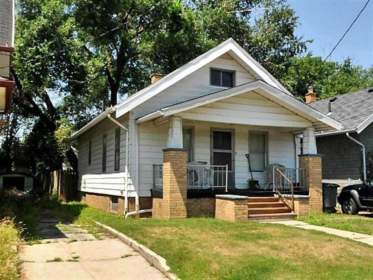 3 Bedroom House - 3 Bedroom House