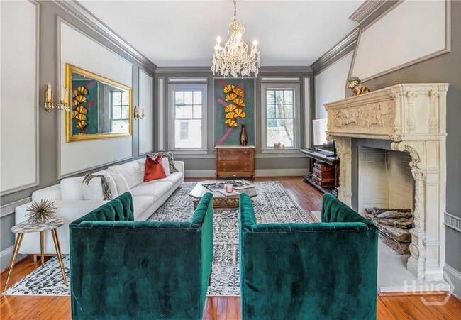 Photo - 624 E Victory Dr