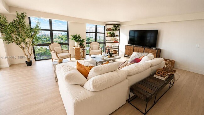 Photo - 1121 Crandon Blvd Unidad E708