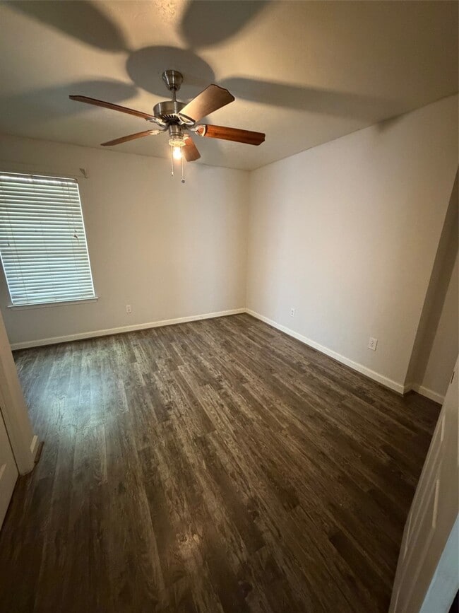 Photo - 125 N Forest Dr