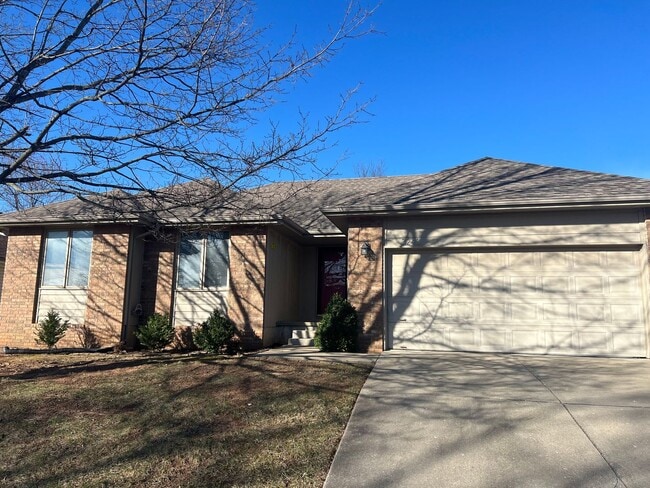 Building Photo - Quiet 3Bed / 2Bath in Springfield