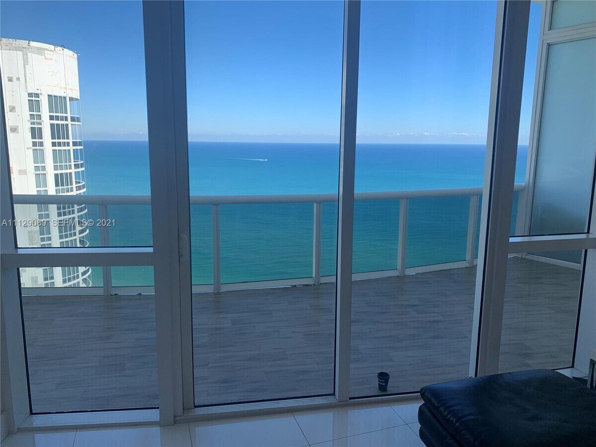 Photo - 15811 Collins Ave Unit 4203