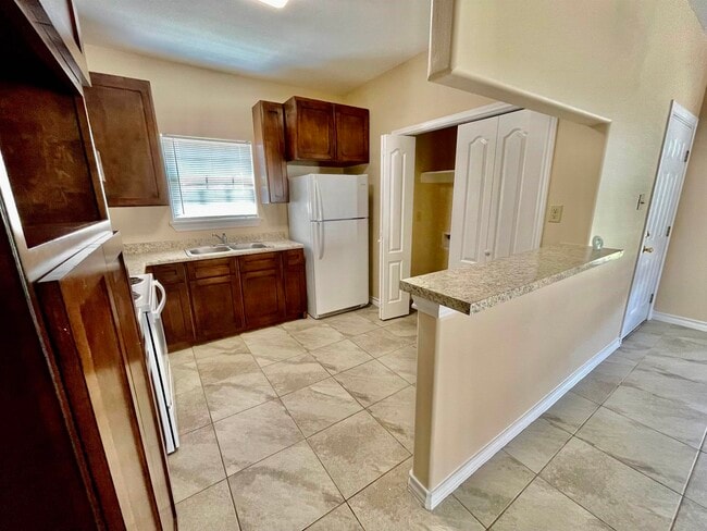 Photo - 4246 Dorel Dr Unit 27