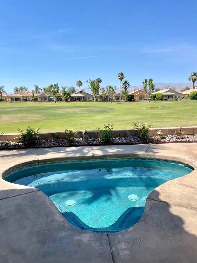 80372 Pebble Beach Dr