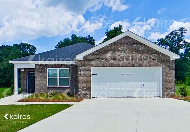 Building Photo - 664 June St