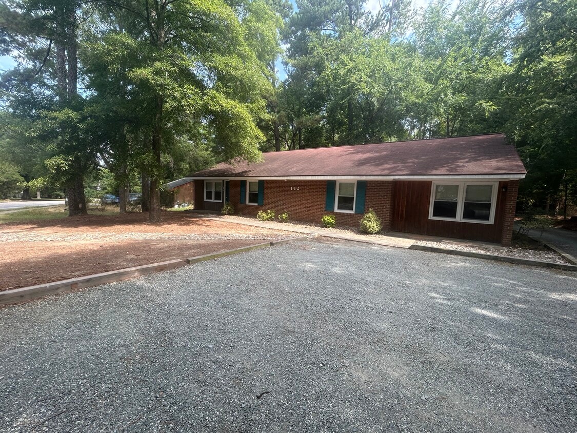 Photo - 112 W Poplar Ave (Carrboro, NC)