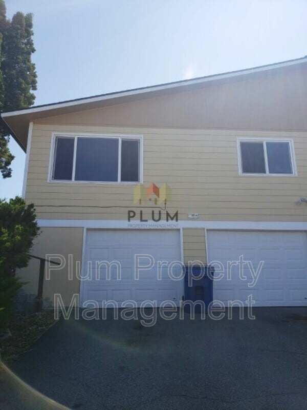 Building Photo - 5602 Bridger Ct Unit A