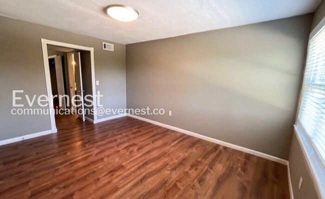 Photo - 3308 Roadrunner Trail