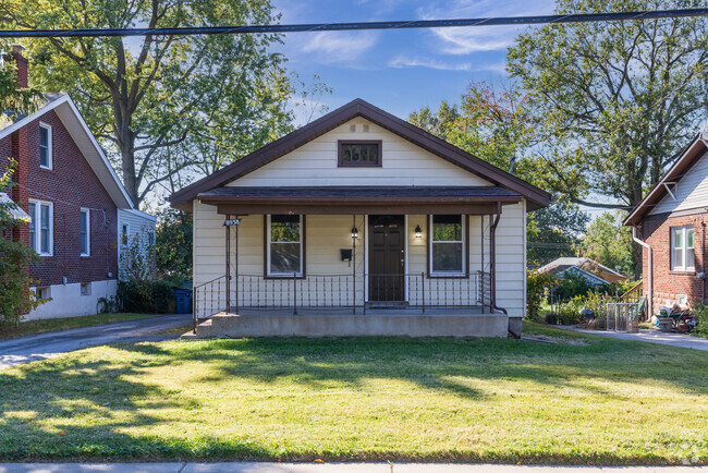 Building Photo - 8938 Windom Ave Rental