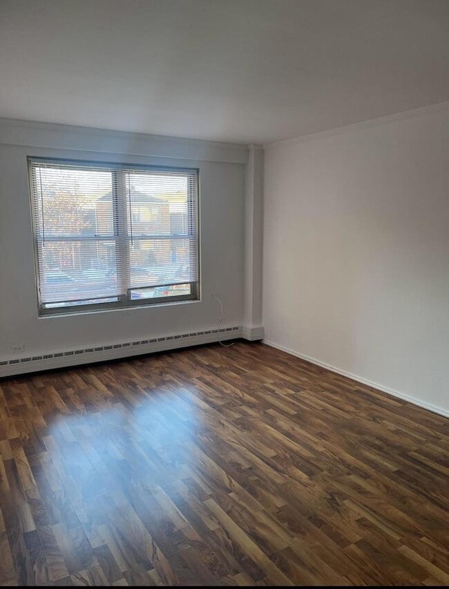 Photo - 2600 W Berwyn Ave