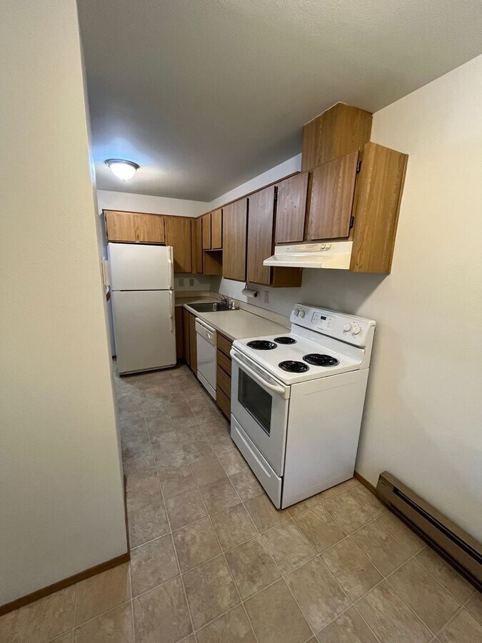 Photo - 9227 Interlake Ave N Unidad 7