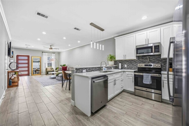 Photo - 4903 Mallow St