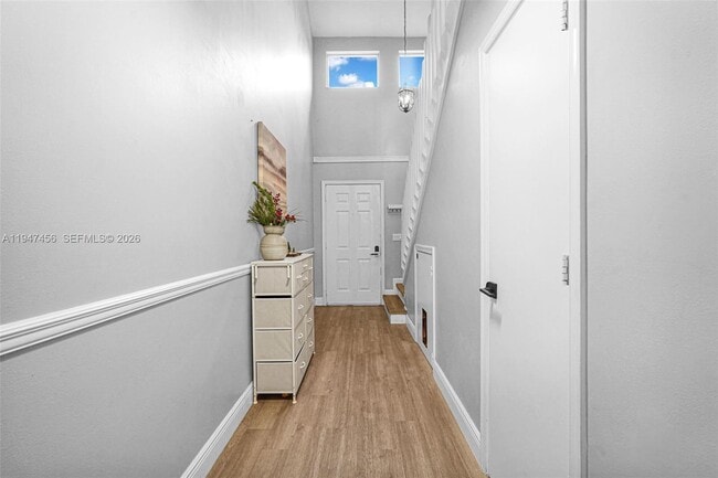 Photo - 2149 Discovery Cir W