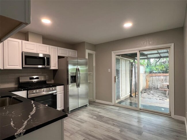 Photo - 10510 Little Pebble Dr