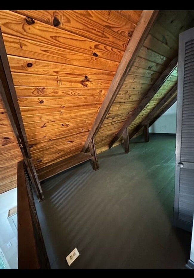 Photo - 407 Lindsay Rd Unit 01