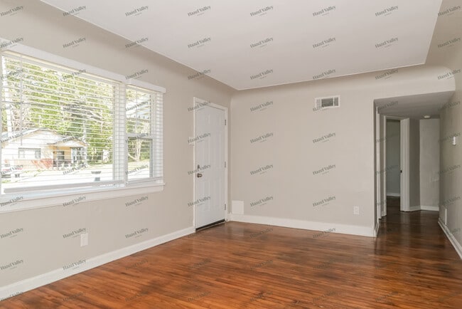 Photo - 4124 Wright Ave