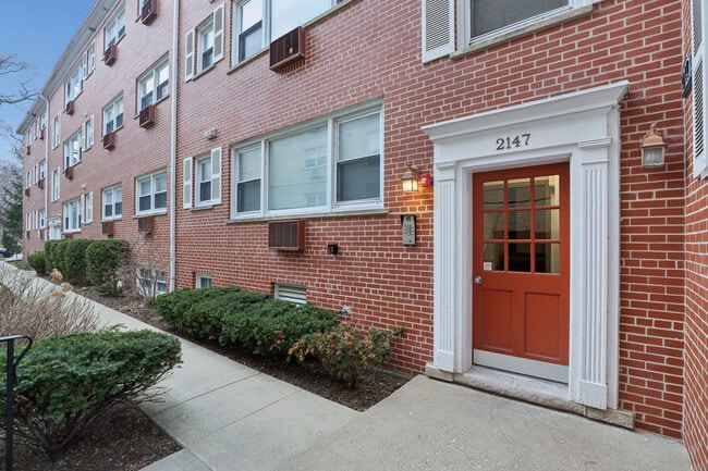 2147 Ridge Ave