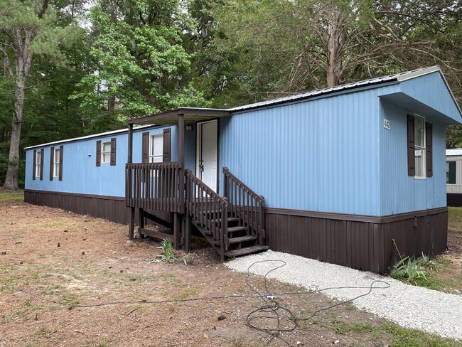 Building Photo - 442 Ranch Rd