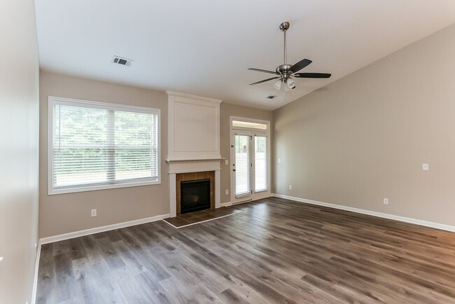 Photo - 176 Inverness Ave