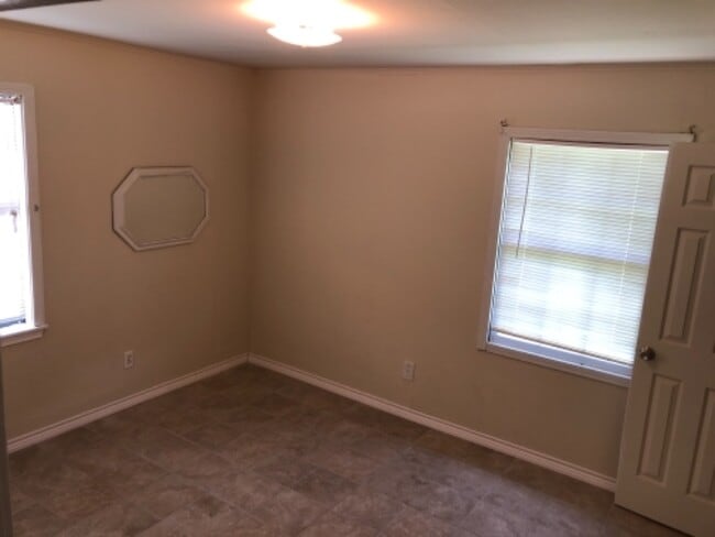 Photo - 9707 Santa Cruz St