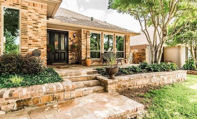 Photo - 612 Villawood Ln