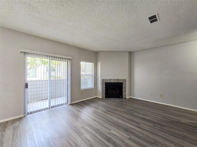 Photo - 12166 Metric Blvd Unit 147