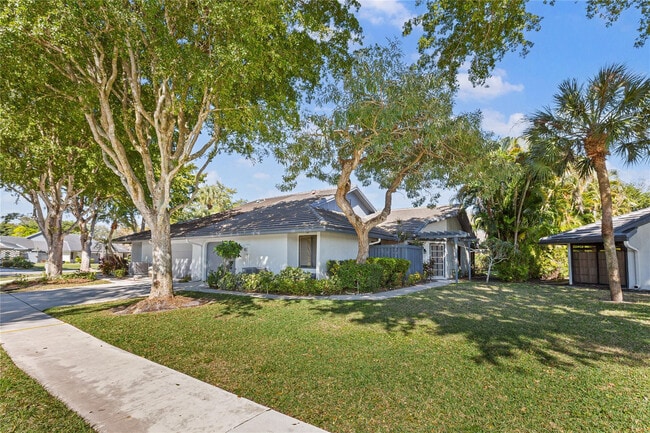 Photo - 5051 Pine Dr