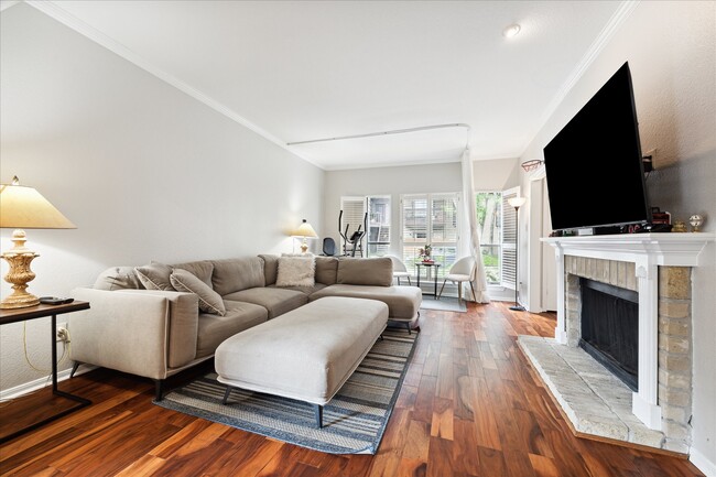 Photo - 11711 Memorial Dr Unit 395