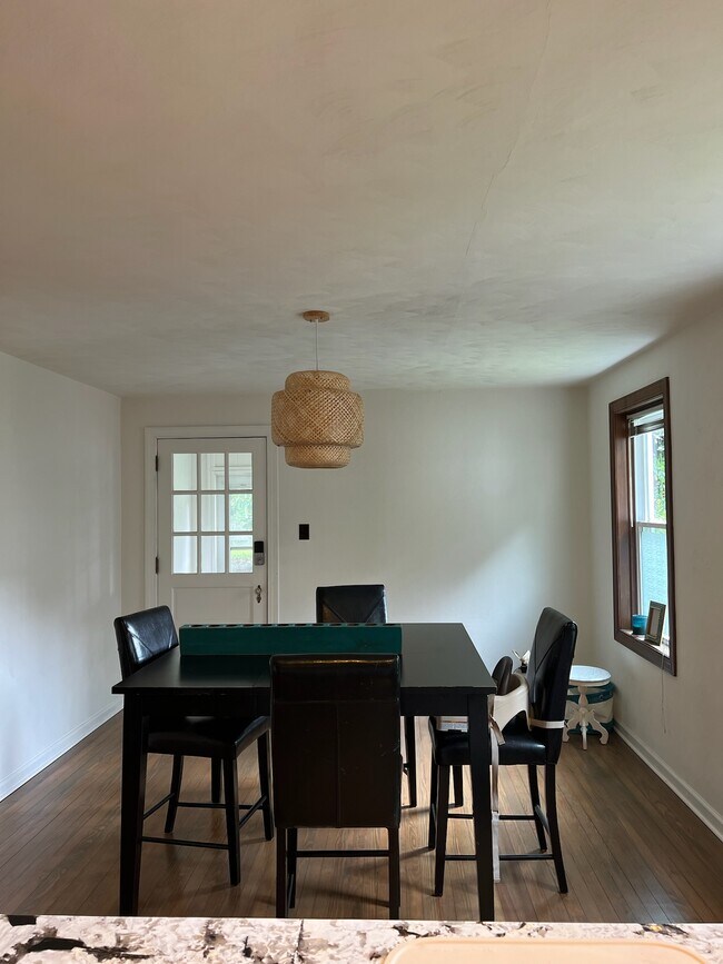 Photo - 57 Irvinville Ln