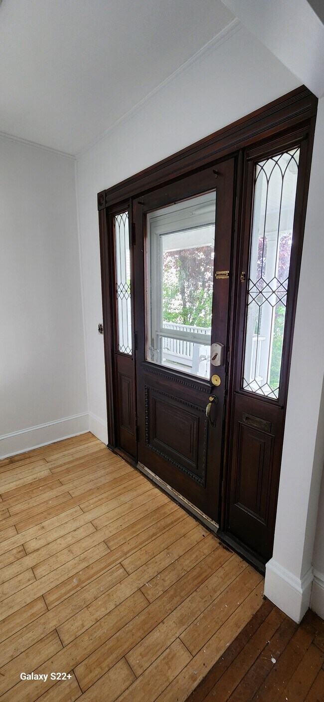 Photo - 389 Newport Ave Unit 1