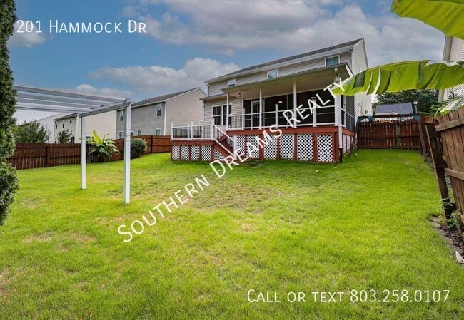 Photo - 201 Hammock Dr