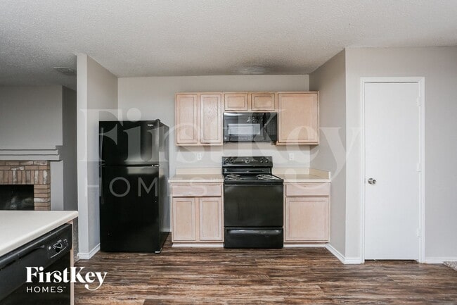 Photo - 8709 Saddle Ridge Cir