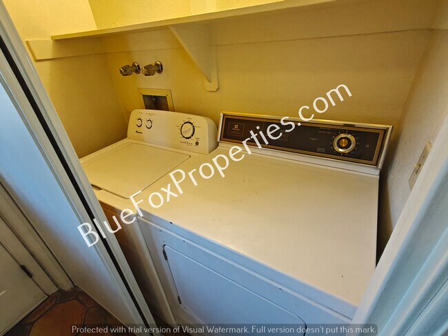 Photo - 2740 N Malibu Dr