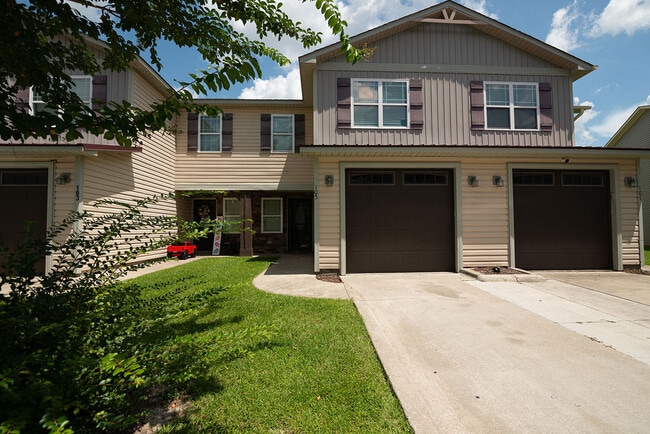 Building Photo - 105 Kenan Lp