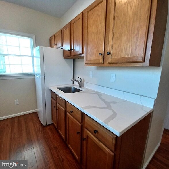 Photo - 301 N West St