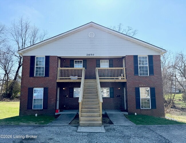 Building Photo - 2650 Lindsay Ave Unit 2