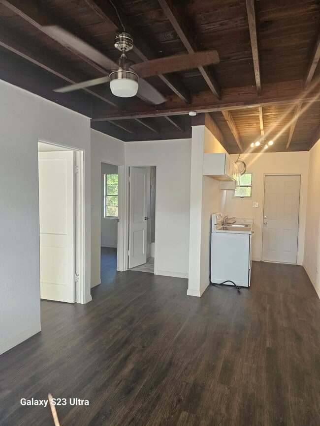 Photo - 501 Avenue L NE Unit #501A