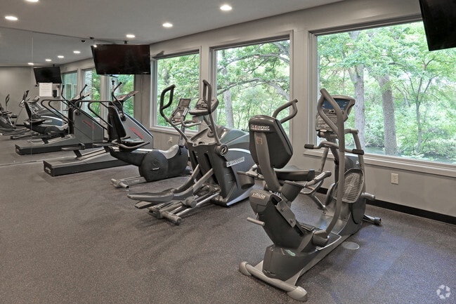 Fitness Center - Creekwood Estates