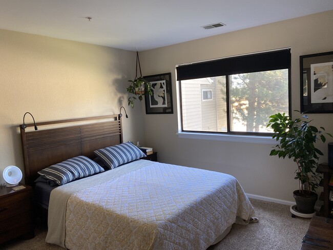 Photo - 4945 Twin Lakes Rd Unidad 40 Rental