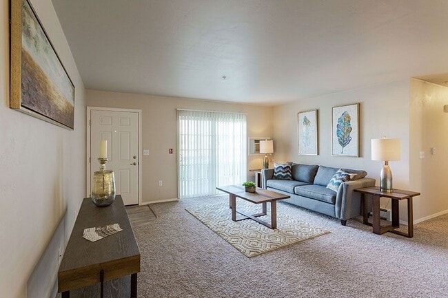 FOX CROSSING ESTATES