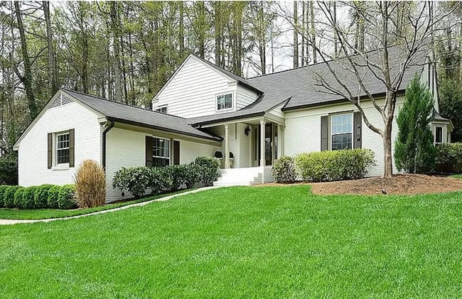 Building Photo - 5260 Mount Vernon Pky