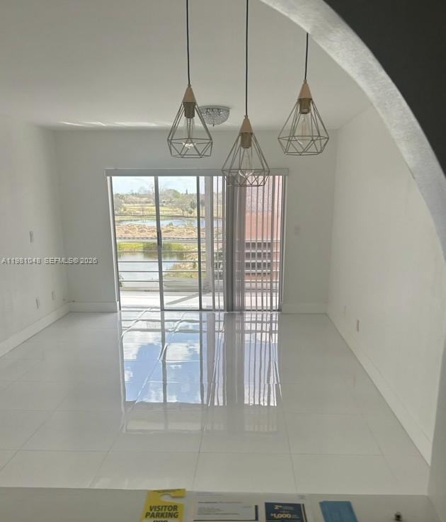 3048 Sunrise Lakes Dr E Unit 411
