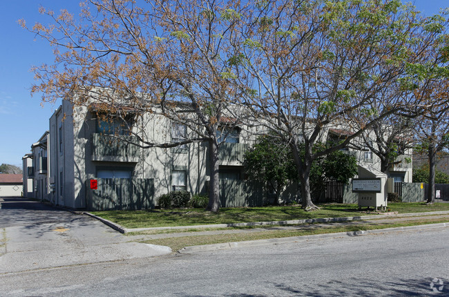 Timber Ridge Apartments - Timber Ridge Apartments