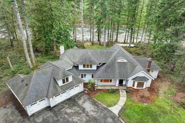 Photo - 4bd/3.5ba North Bend Home