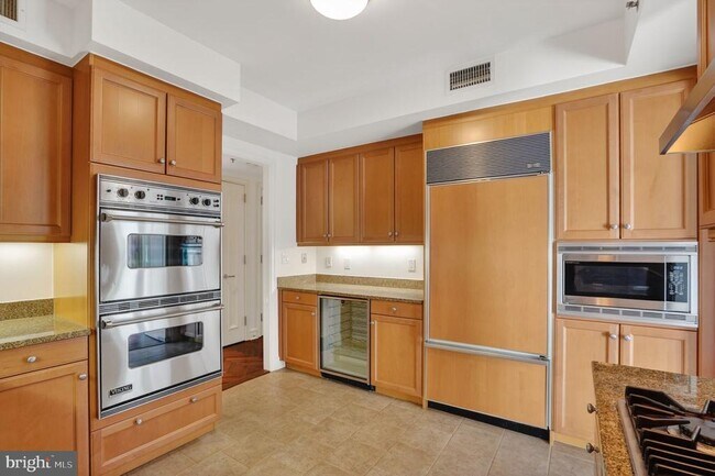 Photo - 1155 23rd St NW Unit 5D